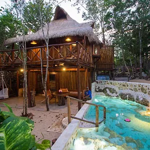 selvaluna-cabaa-eco-chic-en-medio-de-la-selva.tulum-hotels.net/